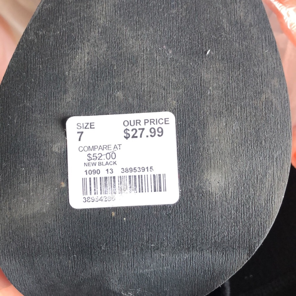 Heels - Picture 2 of 2